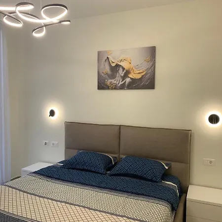 Apartment Hostora 190A Palasë